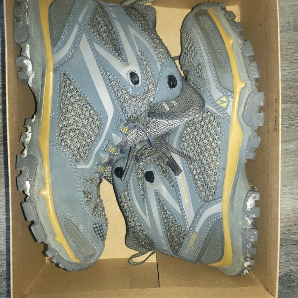 Womens Vasque Gortex Hiking Shoes